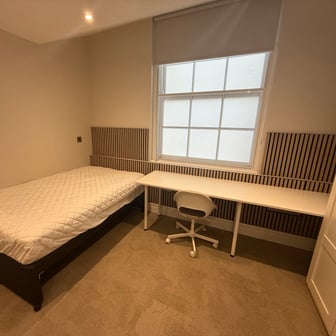 Gold Room - Image 8